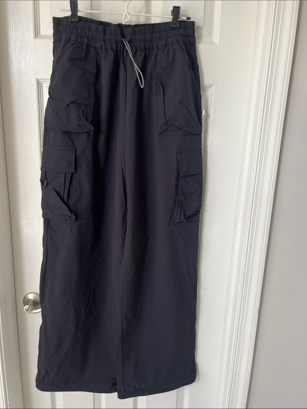 Fabletics Black Cargo Pants with Elastic Drawcord Waist, Size L